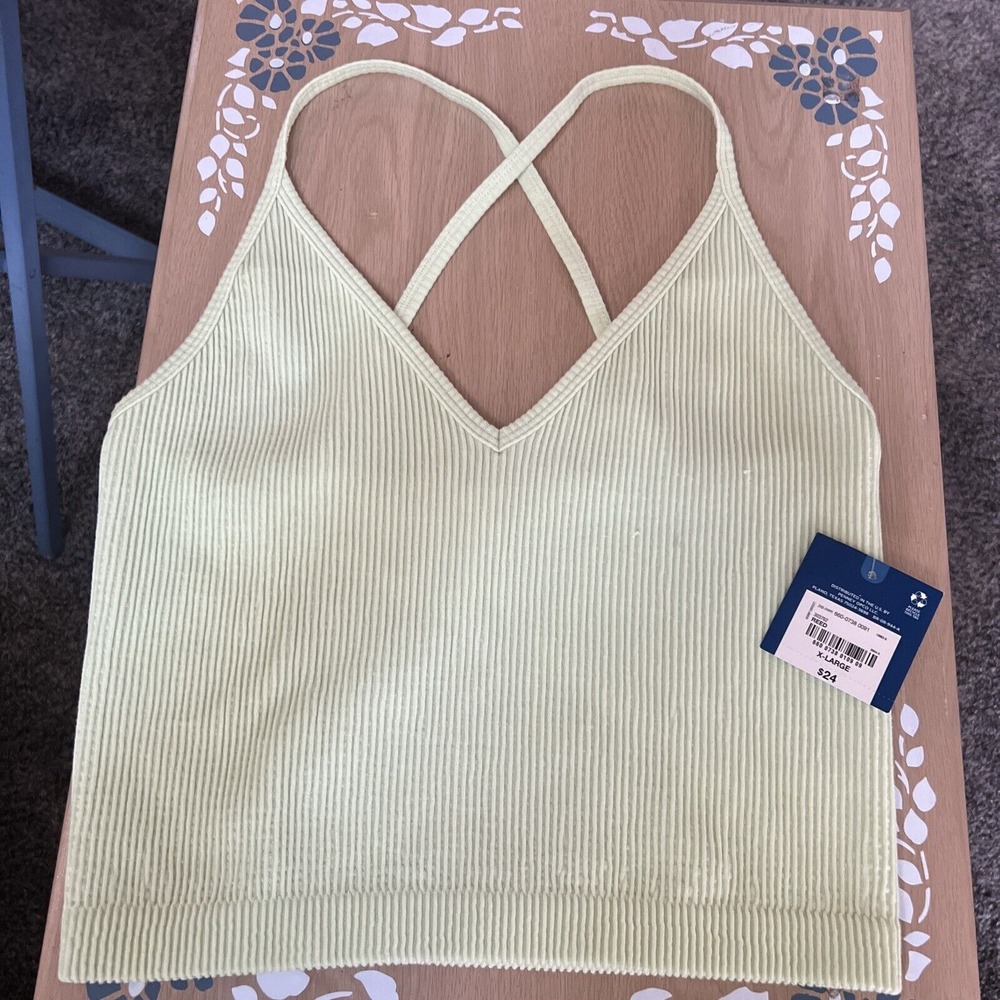 Arizona Light Light Green Crop Top Size XL‎ NWT